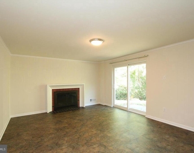 6915 Wilson Lane - Photo Thumbnail 2