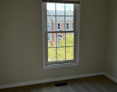 1311 Templeton Place - Photo Thumbnail 27