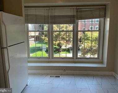 1311 Templeton Place - Photo Thumbnail 7