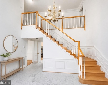 10804 Willow Run Court - Photo Thumbnail 1