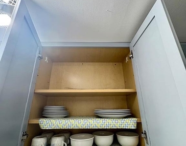 3603 Van Horn Way - Photo Thumbnail 11