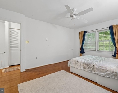 734 Azalea Drive - Photo Thumbnail 17
