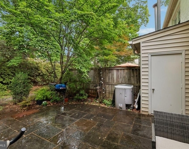 734 Azalea Drive - Photo Thumbnail 22