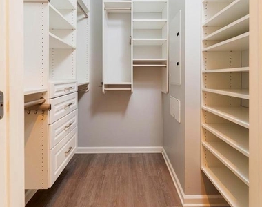 3850 Clara Downey Avenue - Photo Thumbnail 12