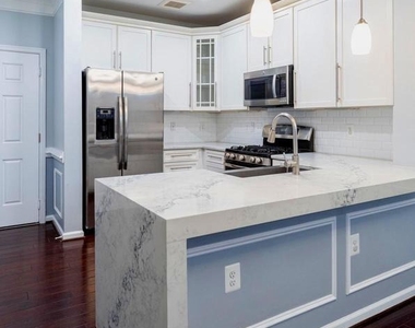 3850 Clara Downey Avenue - Photo Thumbnail 4