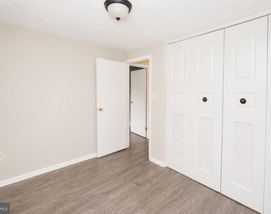 17231 Epsilon Place - Photo Thumbnail 18