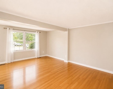17231 Epsilon Place - Photo Thumbnail 4