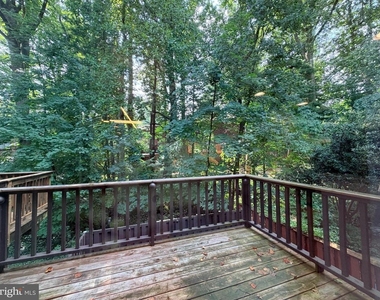 10400 Maywind Court - Photo Thumbnail 10