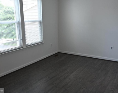 3435 Orange Grove Court - Photo Thumbnail 6
