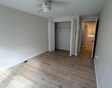 571 Boysenberry Lane - Photo Thumbnail 15