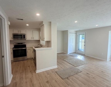 571 Boysenberry Lane - Photo Thumbnail 9