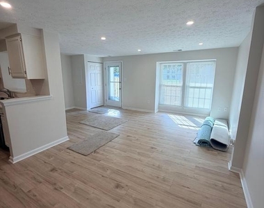571 Boysenberry Lane - Photo Thumbnail 10