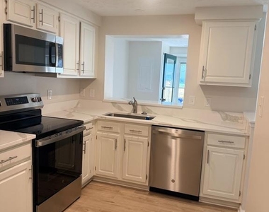 571 Boysenberry Lane - Photo Thumbnail 7