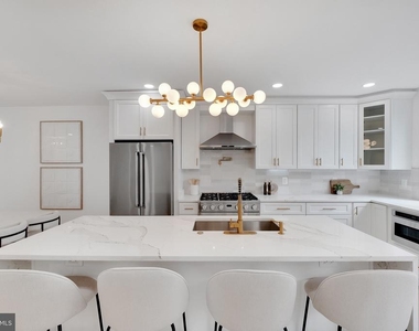 913 L Street Ne - Photo Thumbnail 9