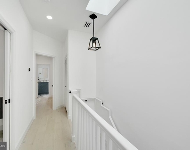 913 L Street Ne - Photo Thumbnail 31