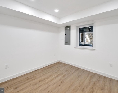 913 L Street Ne - Photo Thumbnail 36