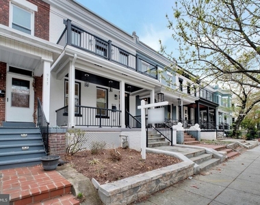 913 L Street Ne - Photo Thumbnail 1