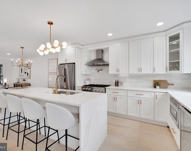 913 L Street Ne - Photo Thumbnail 10