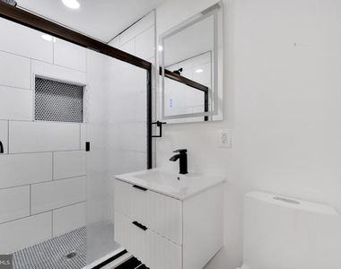 913 L Street Ne - Photo Thumbnail 35