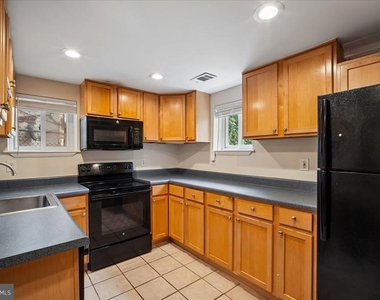 3211 11th Street Nw - Photo Thumbnail 2