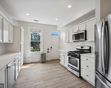 3211 11th Street Nw - Photo Thumbnail 5