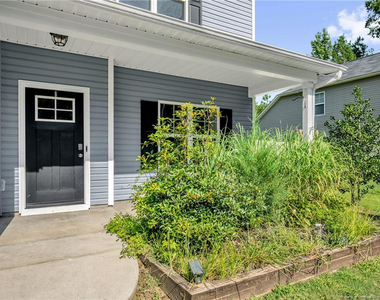 2779 Rivercliff Road - Photo Thumbnail 4