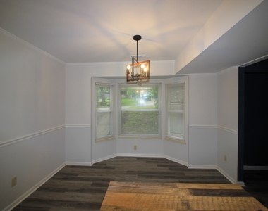 608 E Dynasty Drive - Photo Thumbnail 9