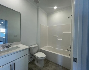 214 N Finley Landing Parkway - Photo Thumbnail 2