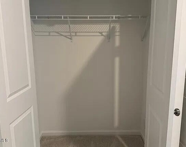 214 N Finley Landing Parkway - Photo Thumbnail 8