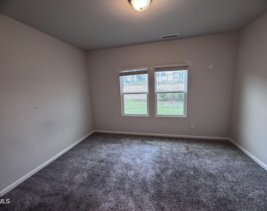 129 Boone Lake Way Way - Photo Thumbnail 6
