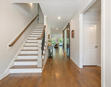 402 Cliffdale Road - Photo Thumbnail 3