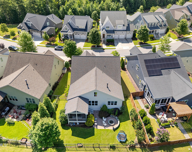 402 Cliffdale Road - Photo Thumbnail 43