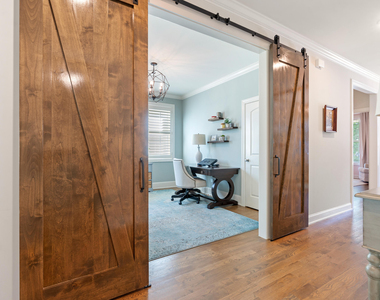 402 Cliffdale Road - Photo Thumbnail 9