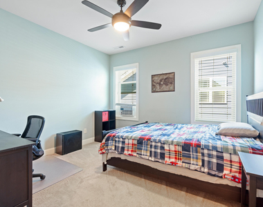 402 Cliffdale Road - Photo Thumbnail 33