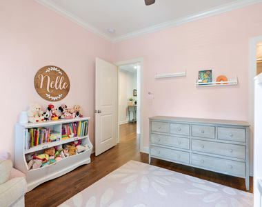 402 Cliffdale Road - Photo Thumbnail 6