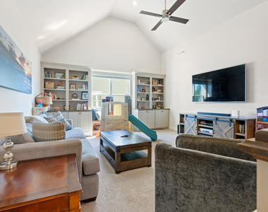 402 Cliffdale Road - Photo Thumbnail 31