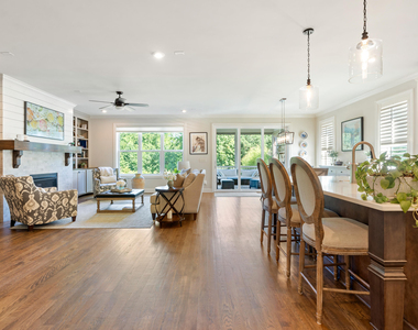 402 Cliffdale Road - Photo Thumbnail 13