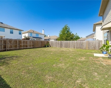 375 Housefinch Loop - Photo Thumbnail 21