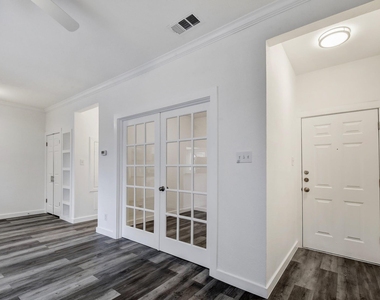 3840 Far West Blvd - Photo Thumbnail 10