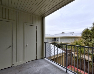 3840 Far West Blvd - Photo Thumbnail 23