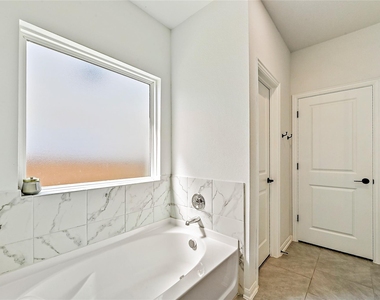 201 Greenthread Dr - Photo Thumbnail 11