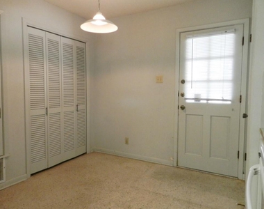 3713 Meredith St - Photo Thumbnail 27