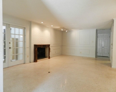 3713 Meredith St - Photo Thumbnail 5