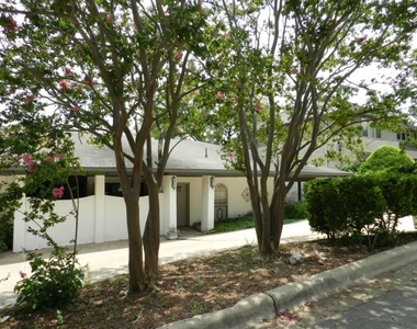 3713 Meredith St - Photo Thumbnail 1