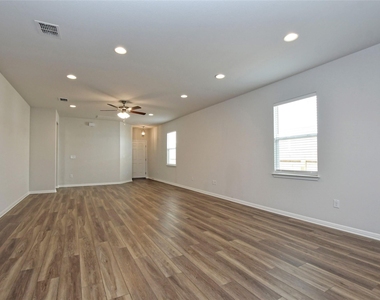 6402 Arden Falls Dr - Photo Thumbnail 9