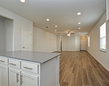 6402 Arden Falls Dr - Photo Thumbnail 15