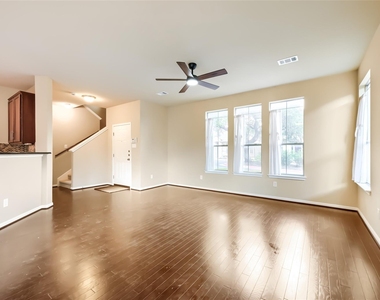 11400 Parmer Ln - Photo Thumbnail 6