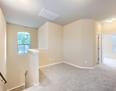 11400 Parmer Ln - Photo Thumbnail 17