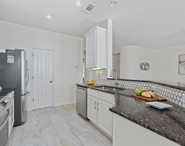 13202 Fawn Valley Dr - Photo Thumbnail 11
