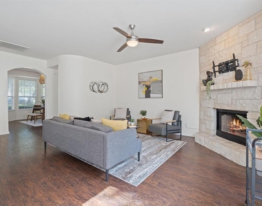 13202 Fawn Valley Dr - Photo Thumbnail 4